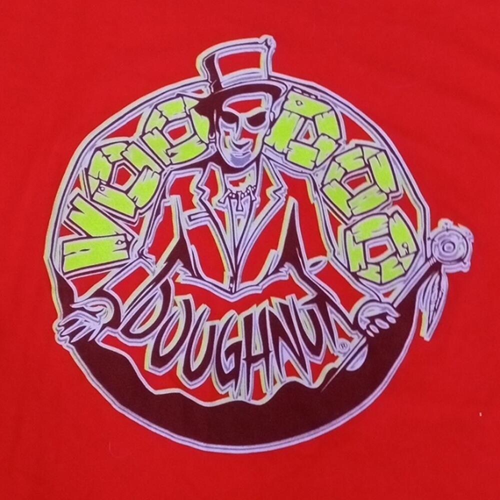 Voodoo Doughnut Red Witch Doctor Unisex Short Sleeve Shirt Size XL